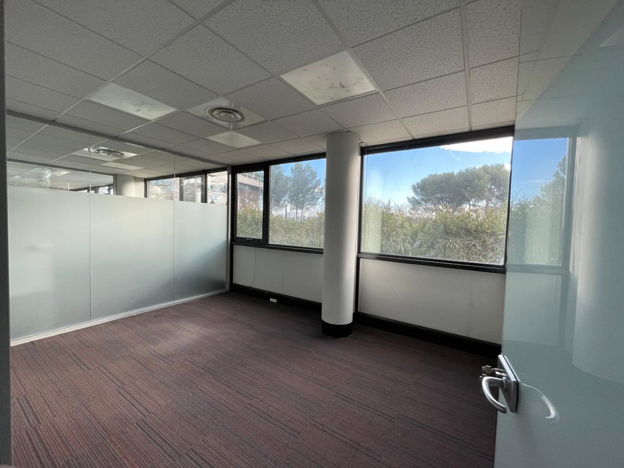 Bureau Aix-en-Provence 484m² Location bureau Aix-en-Provence Bouches-du-Rhône OLBUR2114977 17